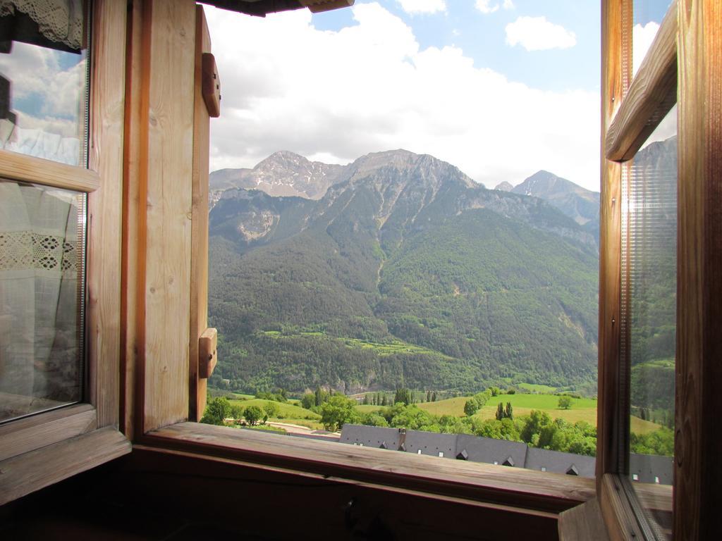 Casa Rural Fontamil Gistaín Cameră foto